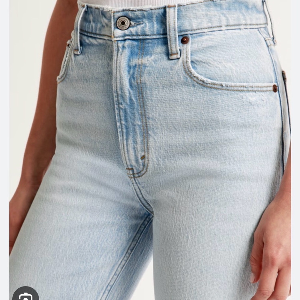 New Abercrombie & Fitch Ultra High Rise 90s Straight Jean Size 29 / XS short